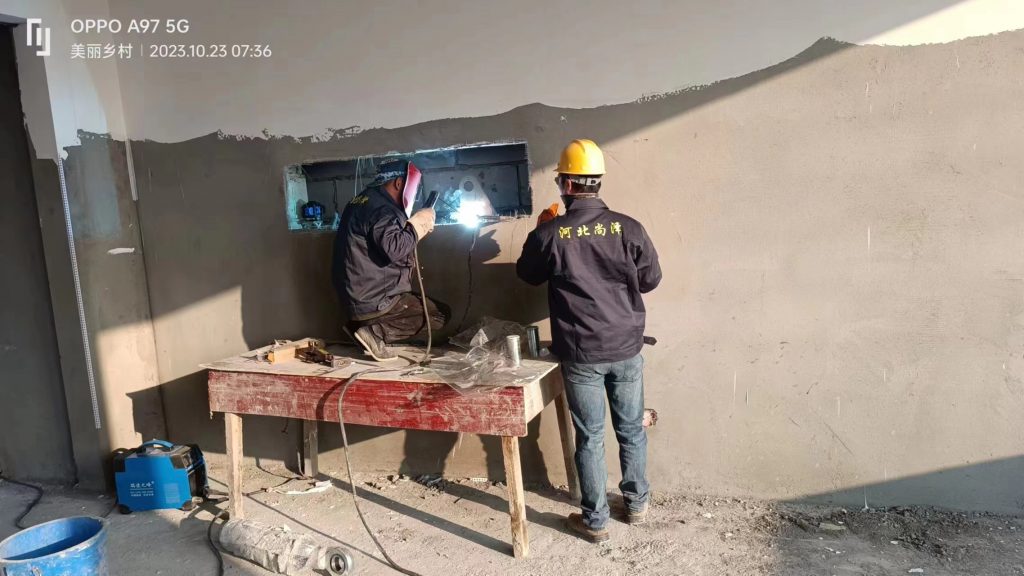 山东临沂市蒙阳实验学校 粘滞阻尼器施工项目 03